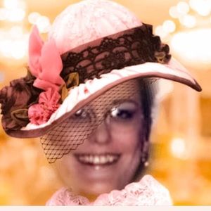 Meet your Posher, Robin